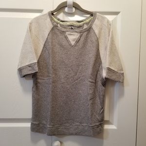 Calvin Klein W/small pullover short sleeves top
